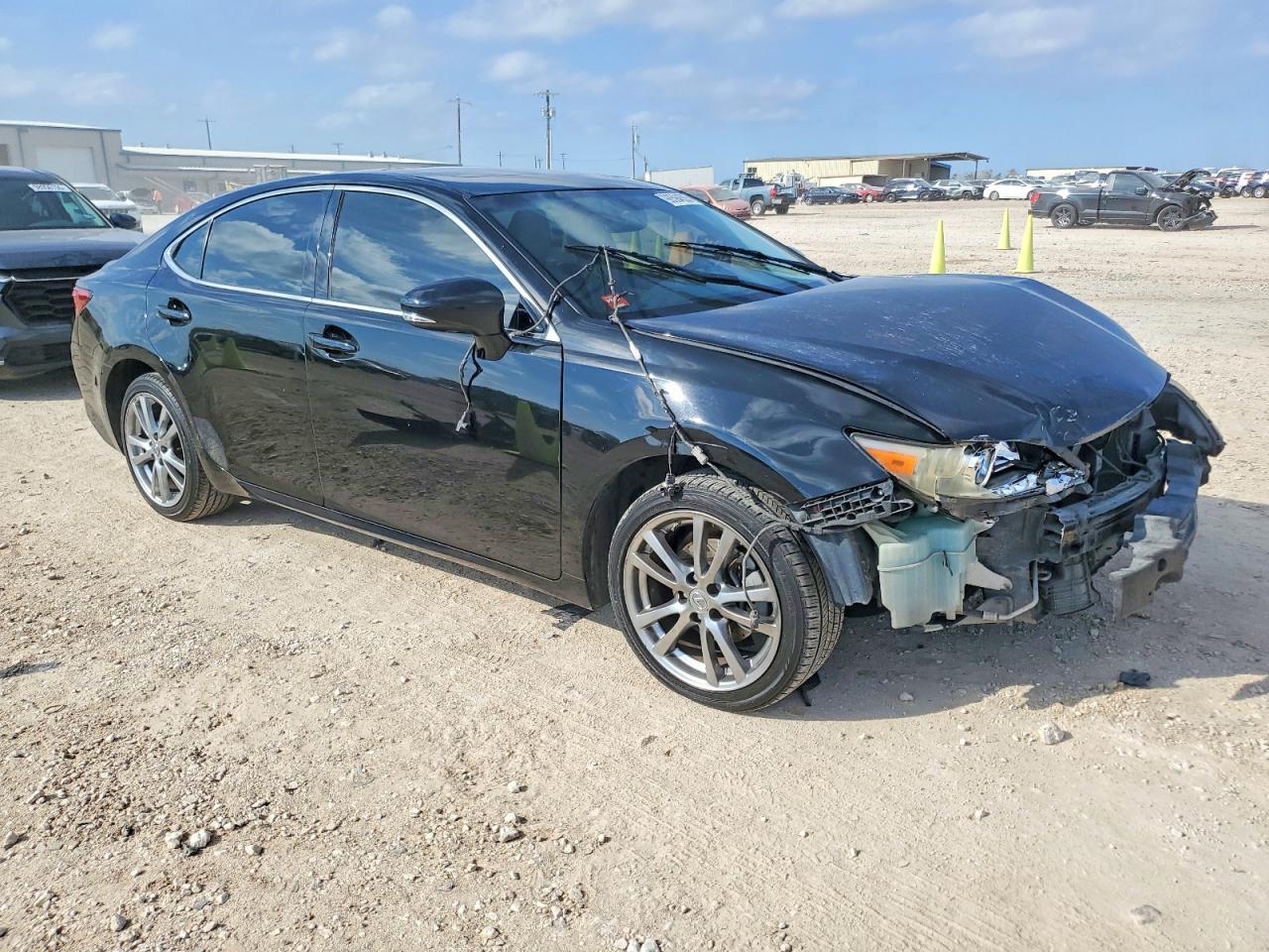 2013 LEXUS ES 350 photo 4