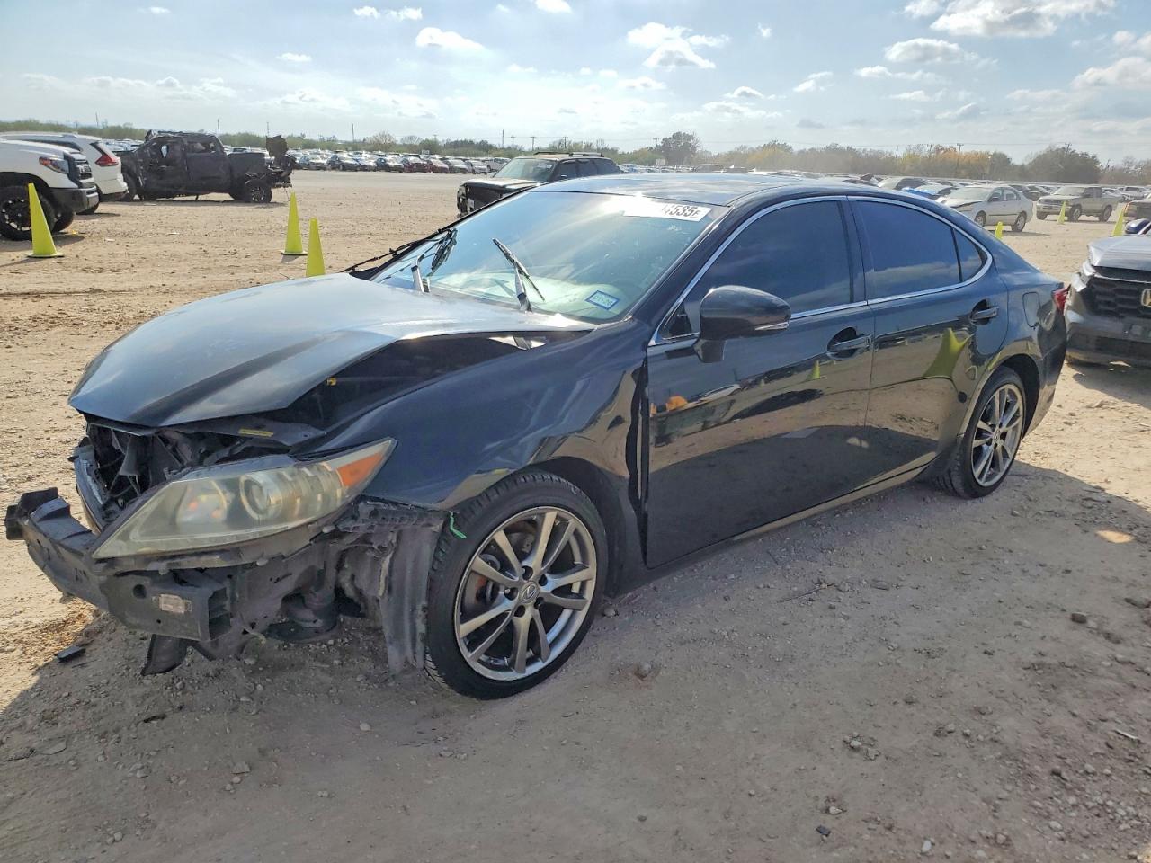 2013 LEXUS ES