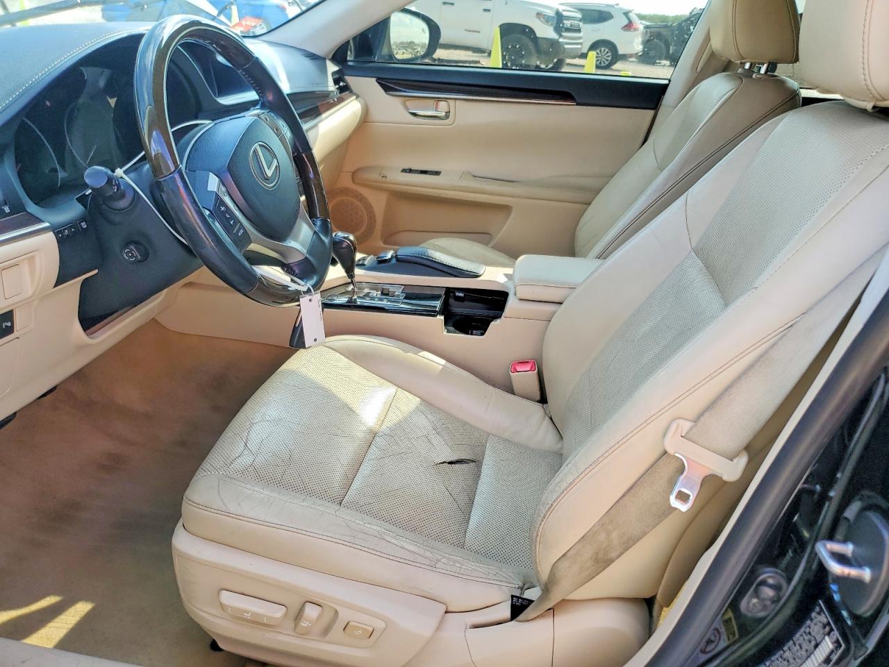 2013 LEXUS ES 350 photo 7
