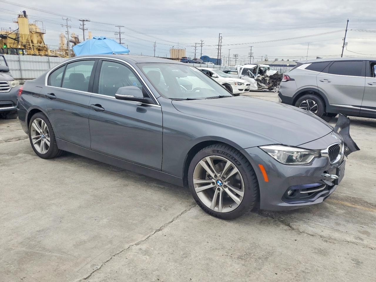 2017 BMW 330 I photo 7