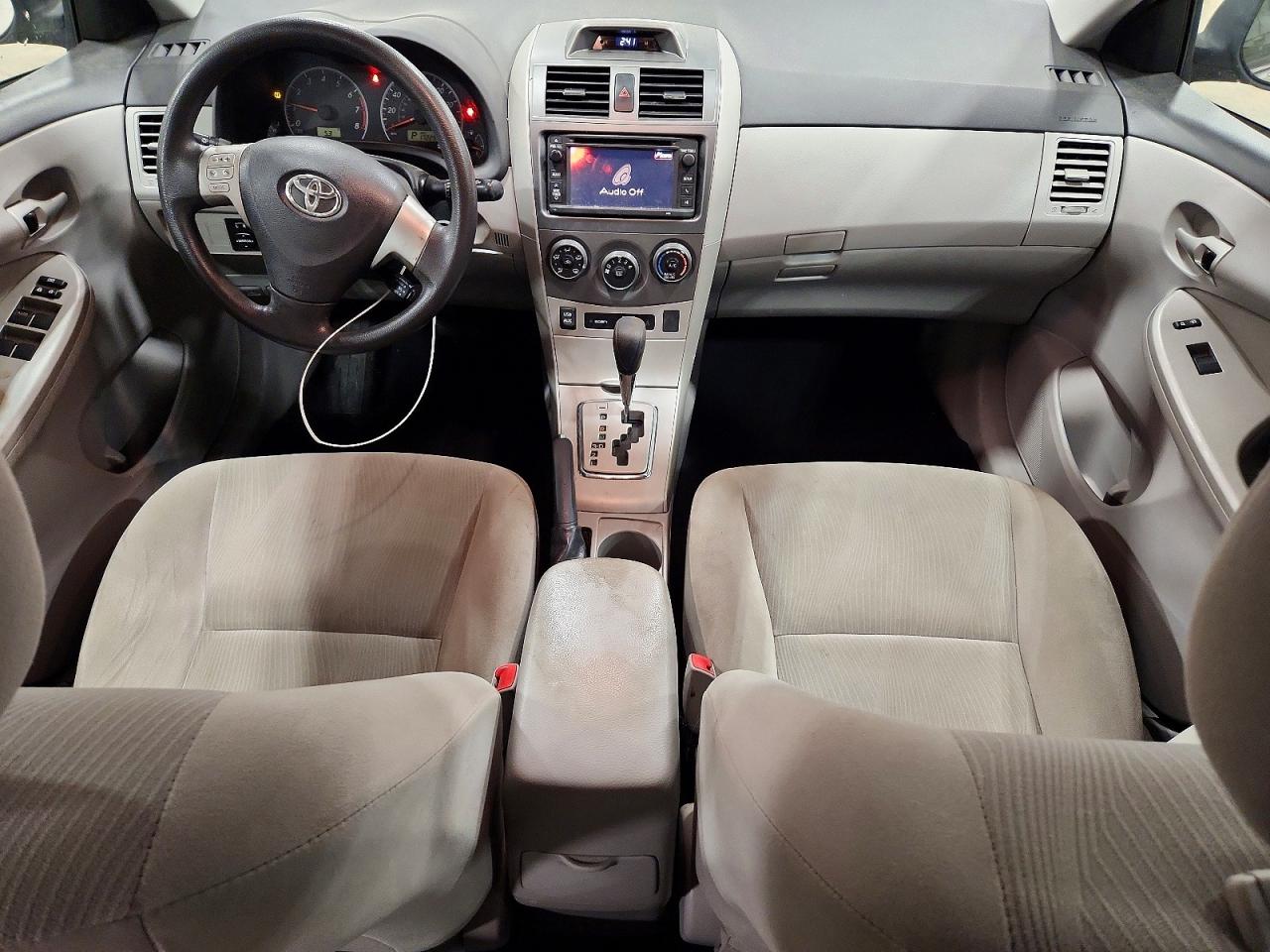 2013 TOYOTA COROLLA BASE photo 8