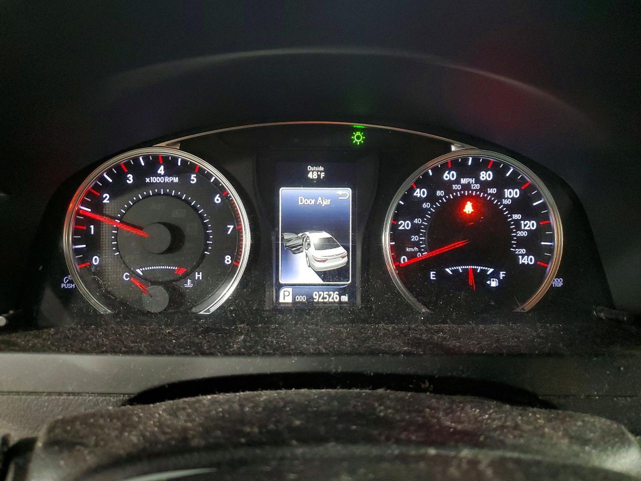 2015 TOYOTA CAMRY SE photo 9