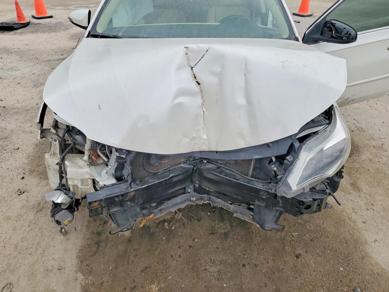 2016 TOYOTA AVALON XLE photo 11
