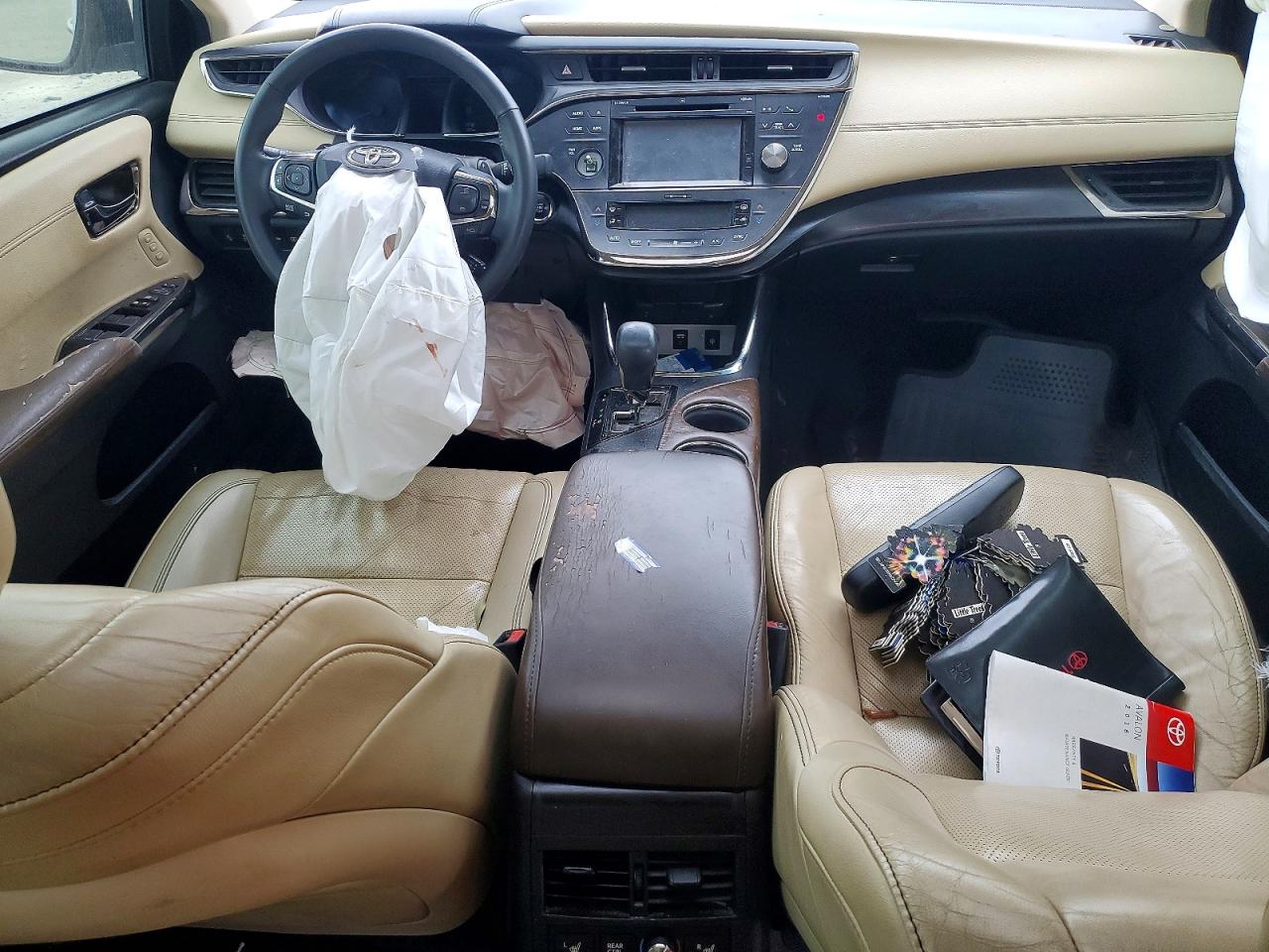 2016 TOYOTA AVALON XLE photo 8