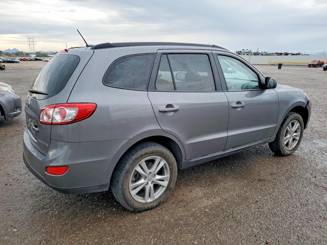 2010 HYUNDAI SANTA FE GLS photo 3