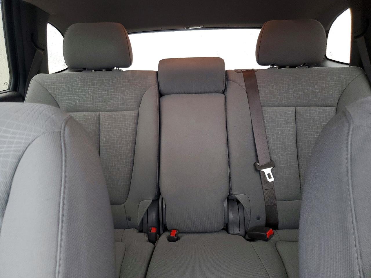 2010 HYUNDAI SANTA FE GLS photo 10
