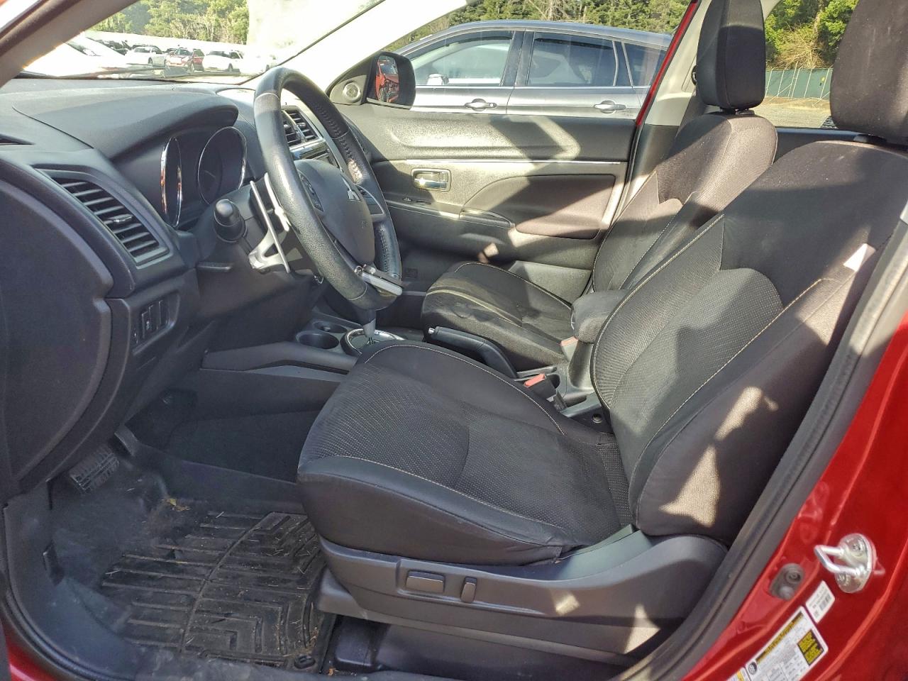 2015 MITSUBISHI OUTLANDER SPORT SE photo 13