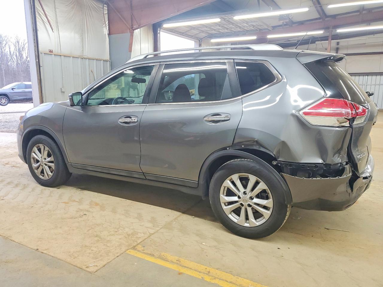 2016 NISSAN ROGUE S photo 2