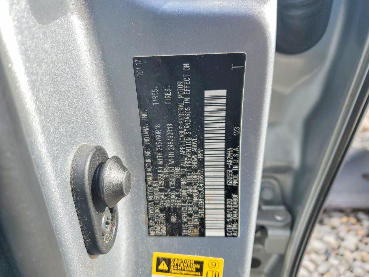 2018 TOYOTA HIGHLANDER SE photo 13