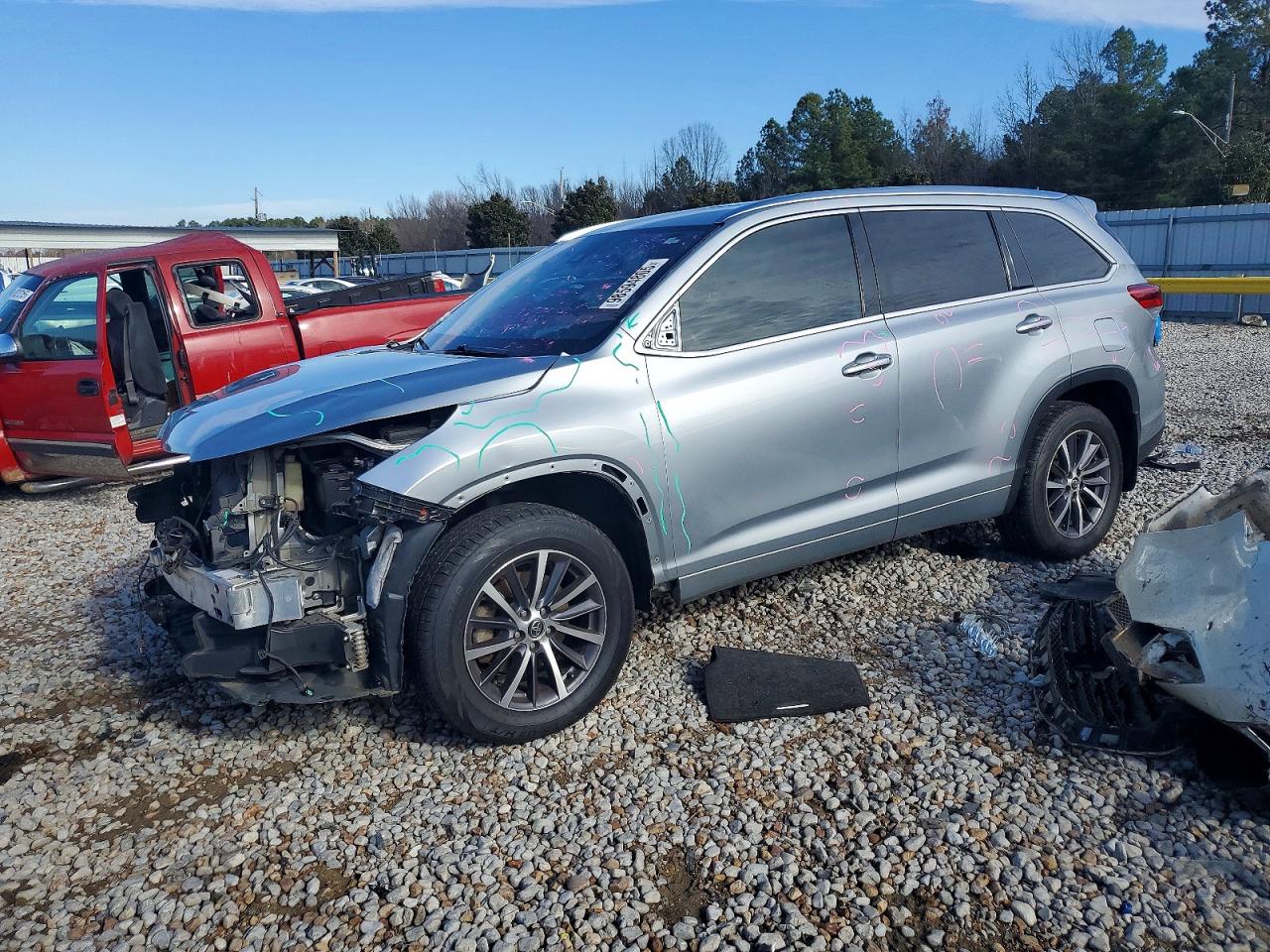 2018 TOYOTA HIGHLANDER