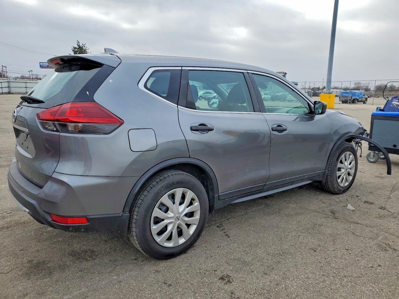 2020 NISSAN ROGUE S photo 3