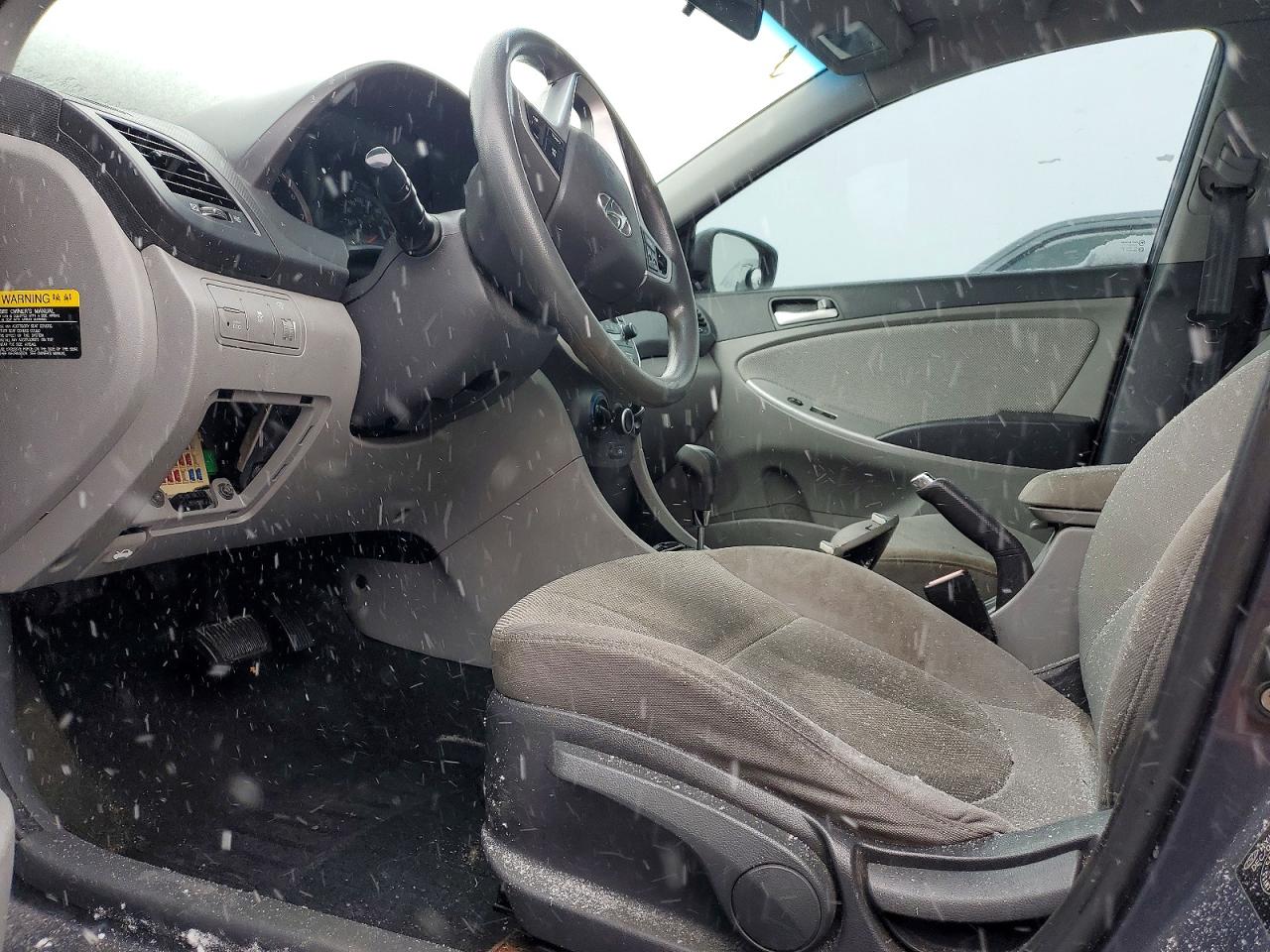 2012 HYUNDAI ACCENT GLS photo 7