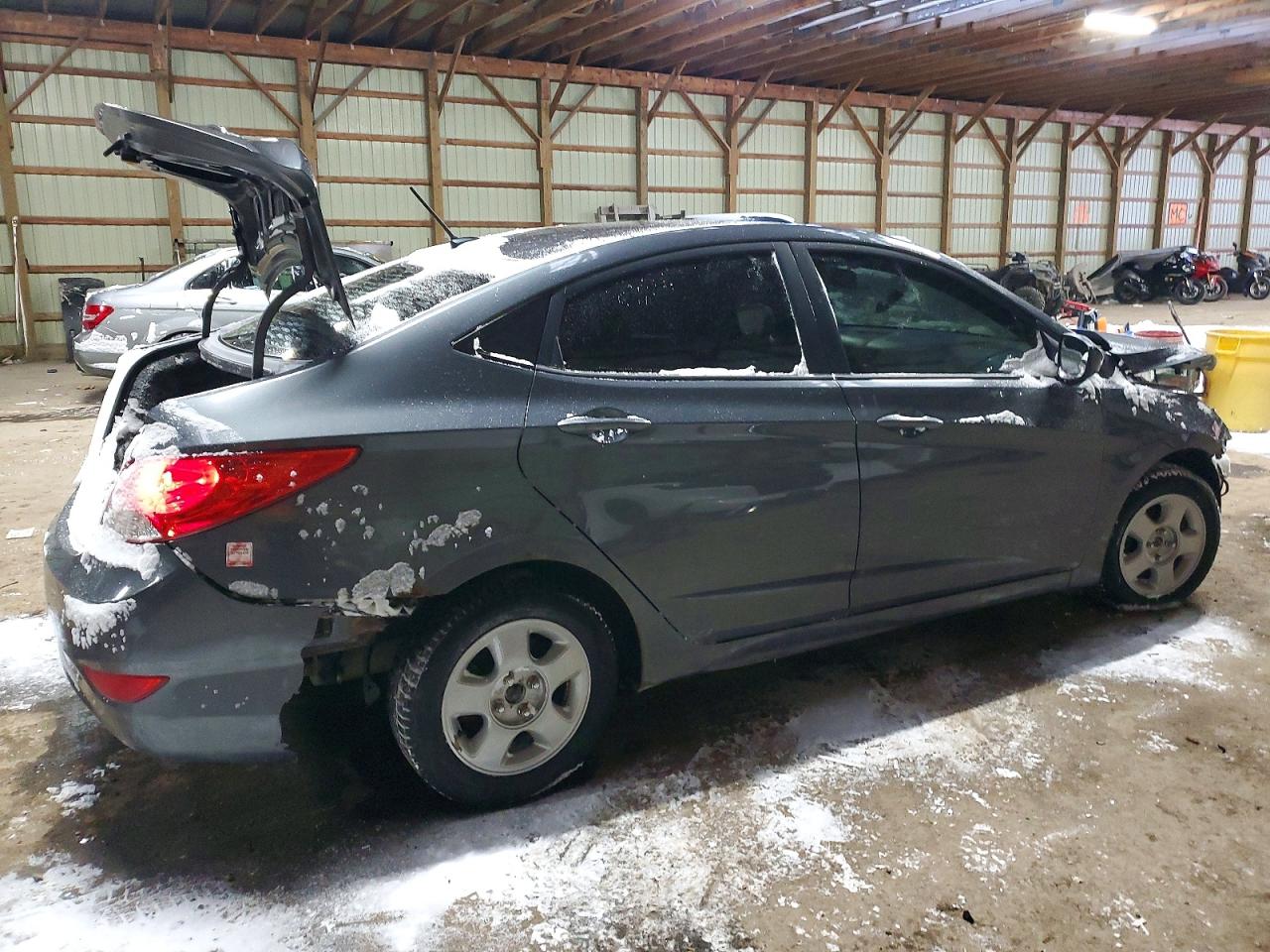 2012 HYUNDAI ACCENT GLS photo 3