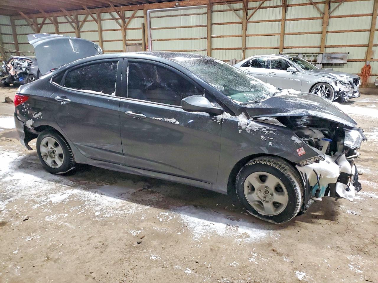 2012 HYUNDAI ACCENT GLS photo 4