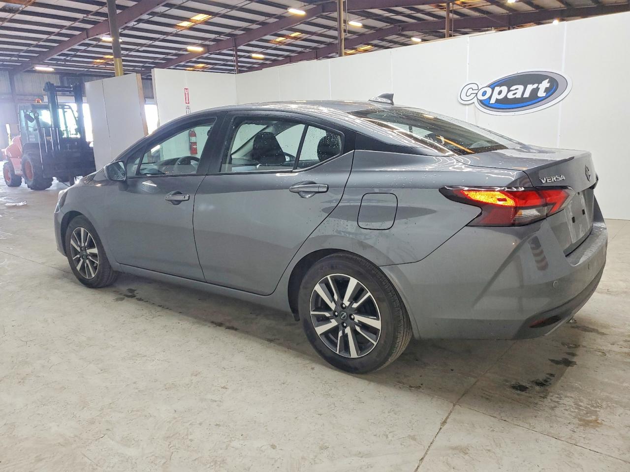 2025 NISSAN VERSA SV photo 3