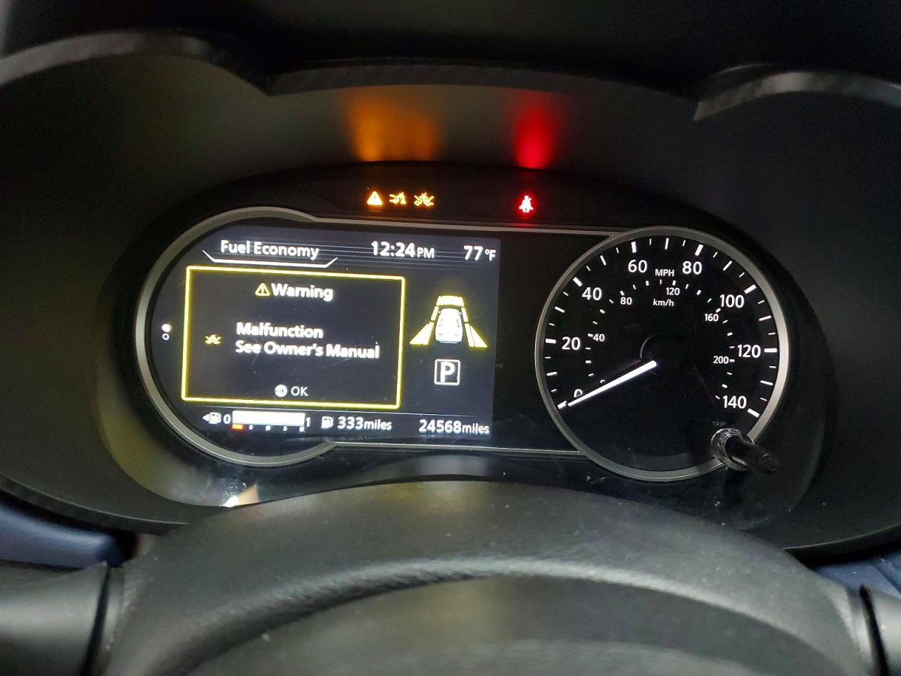 2025 NISSAN VERSA SV photo 17