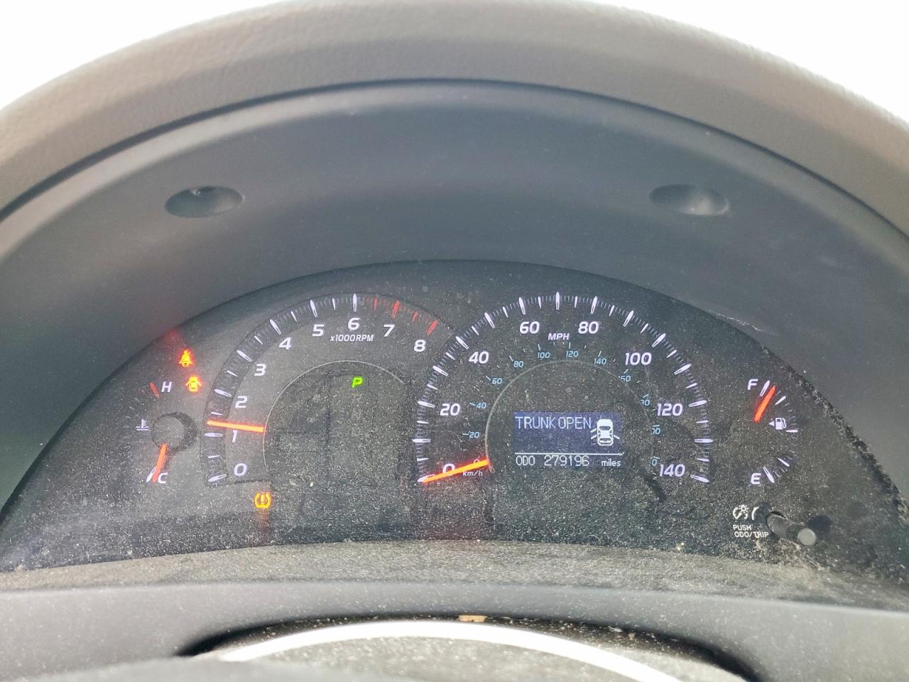 2010 TOYOTA CAMRY BASE photo 9