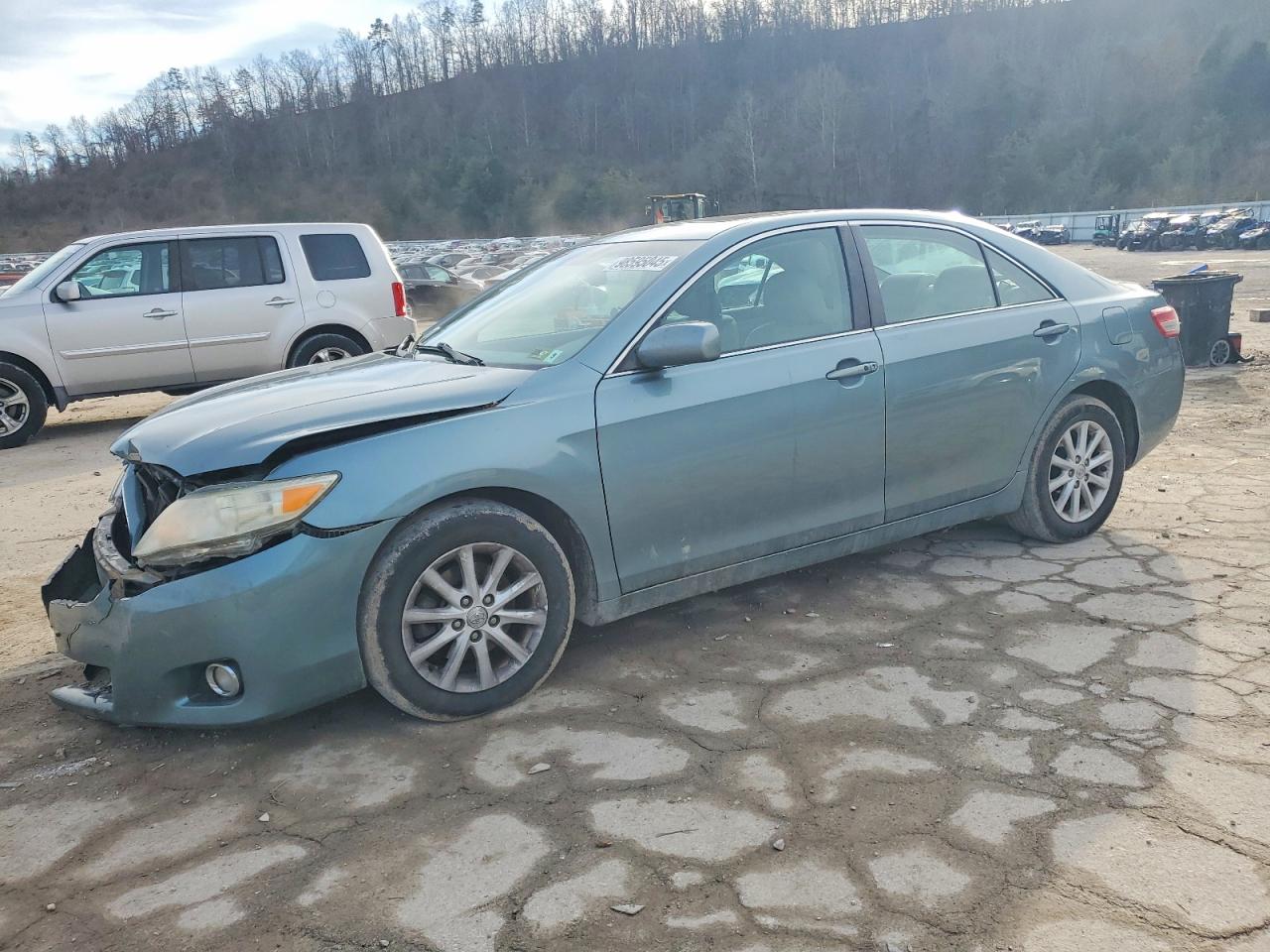 2010 TOYOTA CAMRY