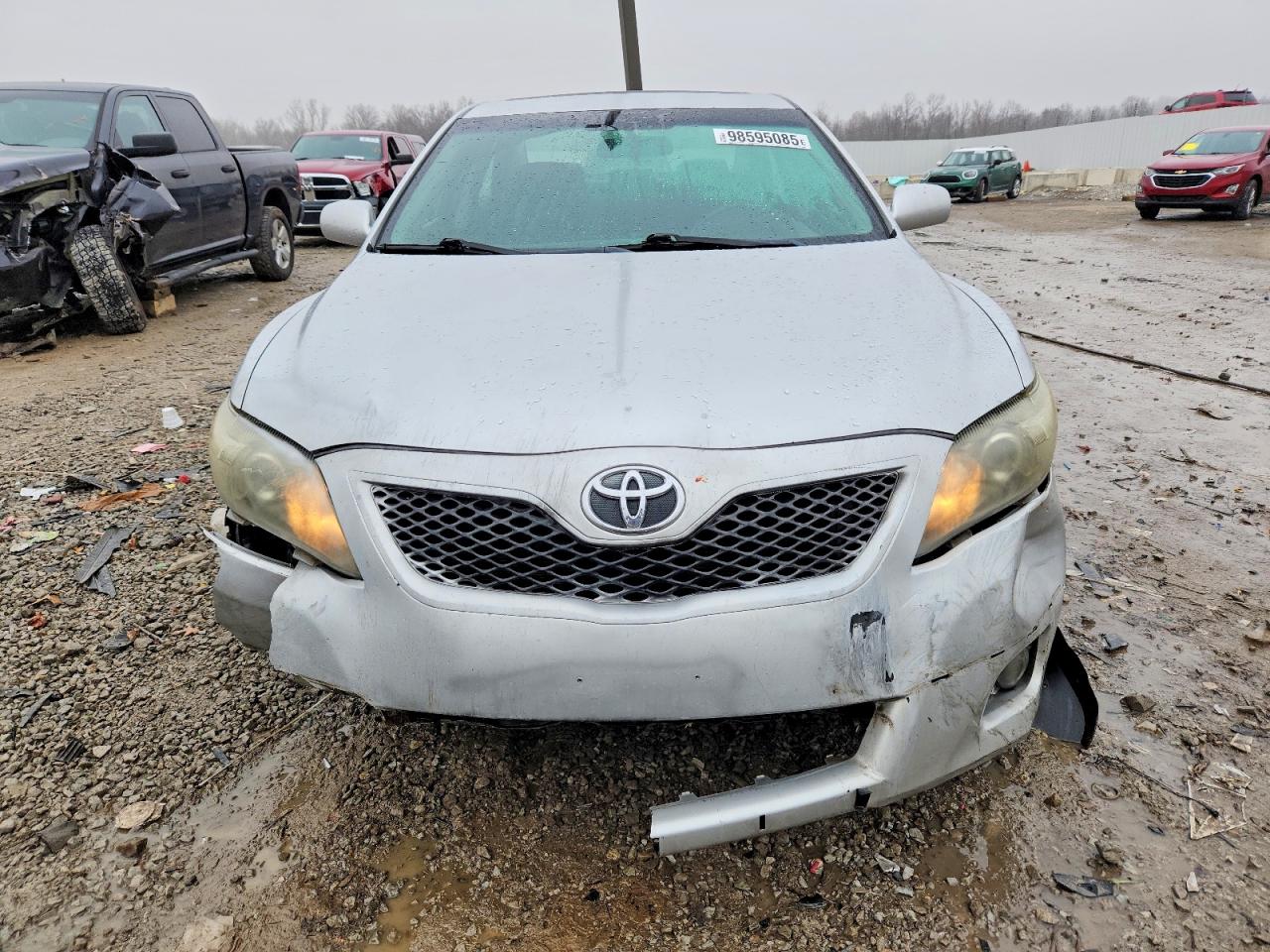 2011 TOYOTA CAMRY BASE photo 5