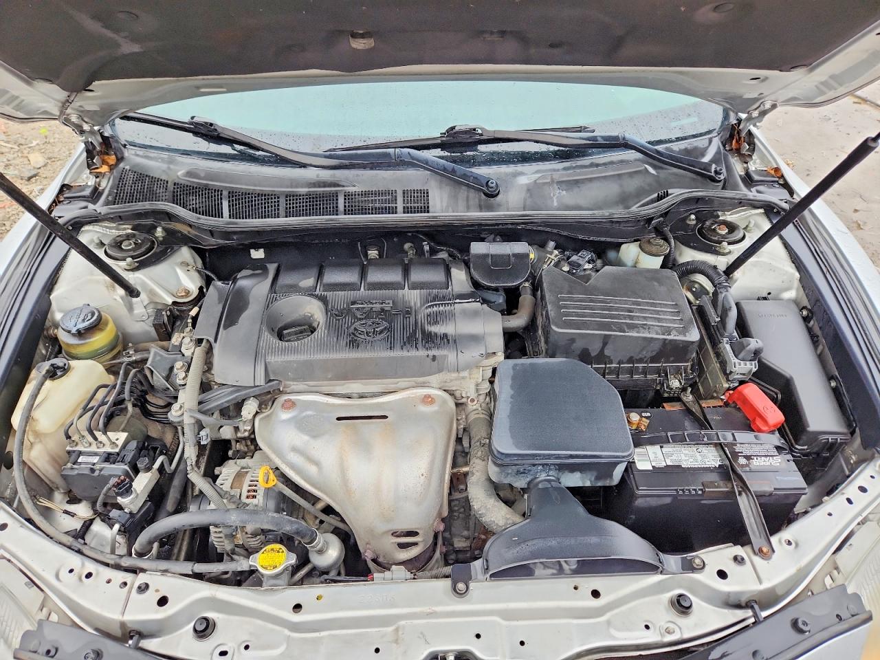 2011 TOYOTA CAMRY BASE photo 11