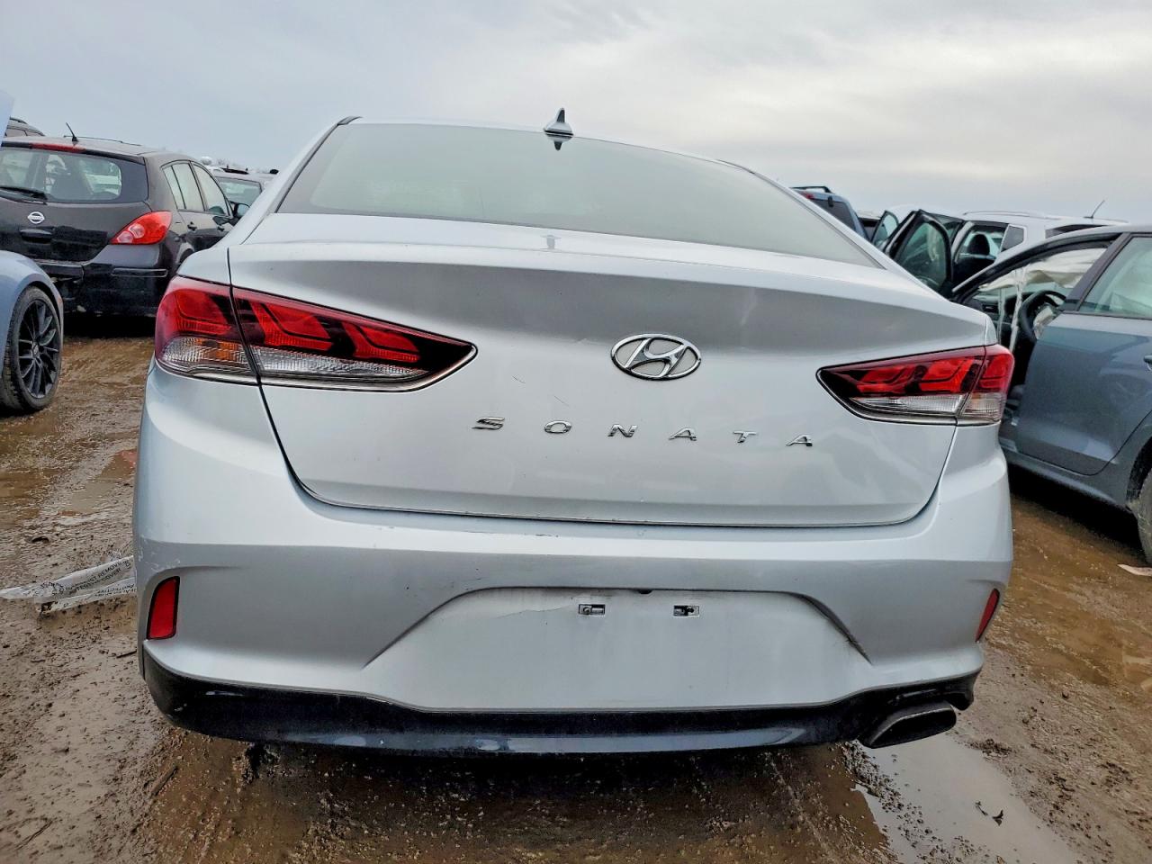 2018 HYUNDAI SONATA SPORT photo 16