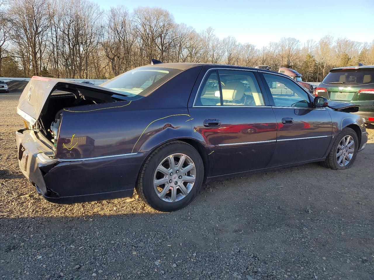 2009 CADILLAC DTS photo 3