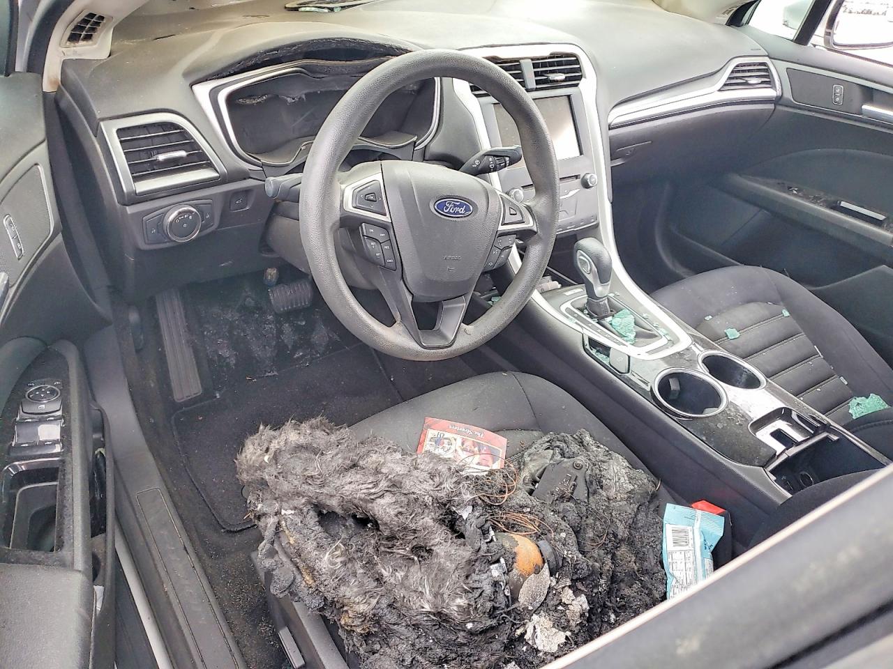 2013 FORD FUSION SE photo 8