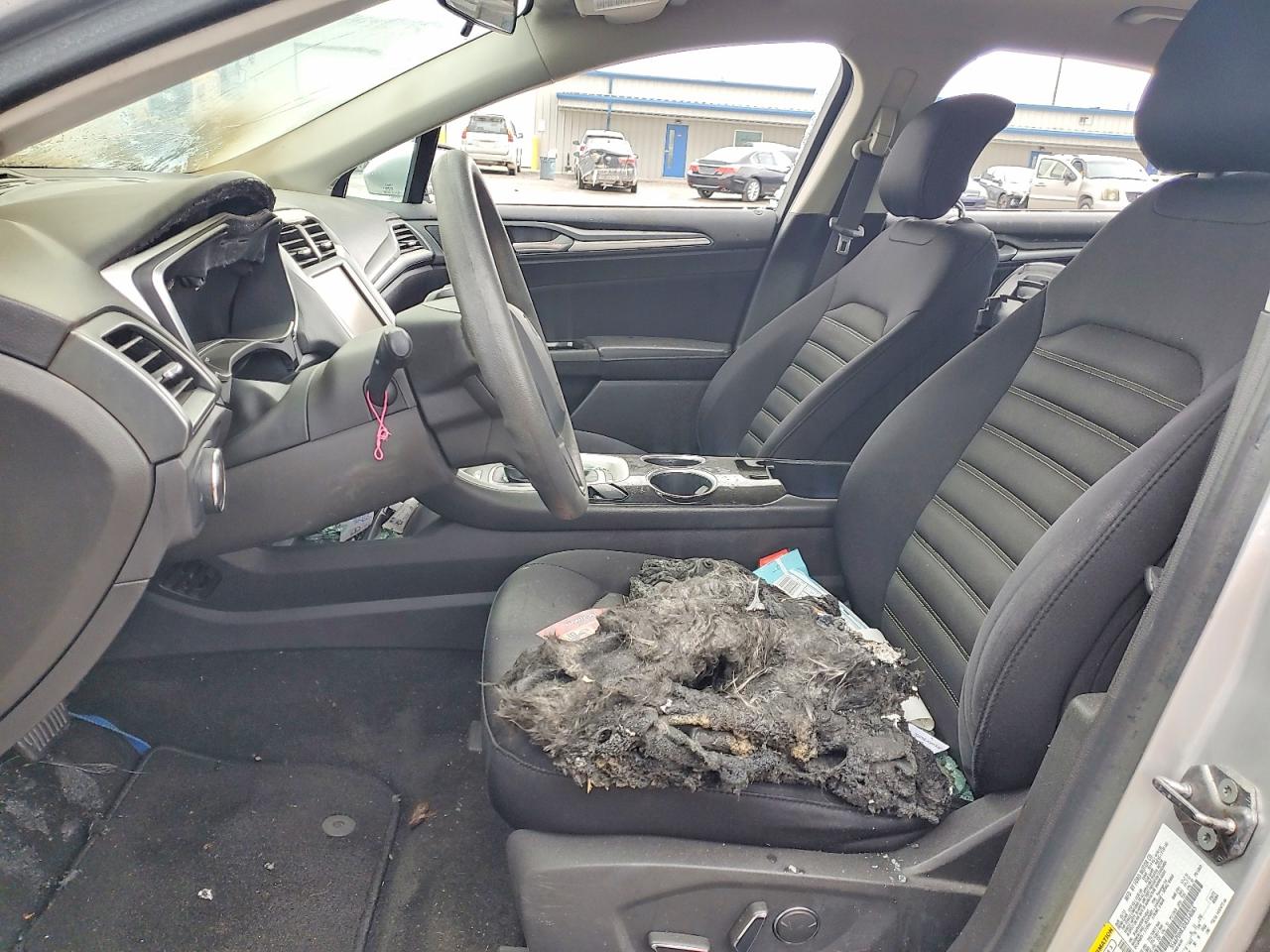 2013 FORD FUSION SE photo 7