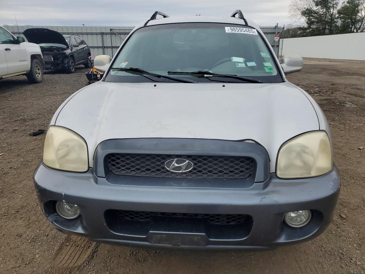 2004 HYUNDAI SANTA FE GLS photo 5