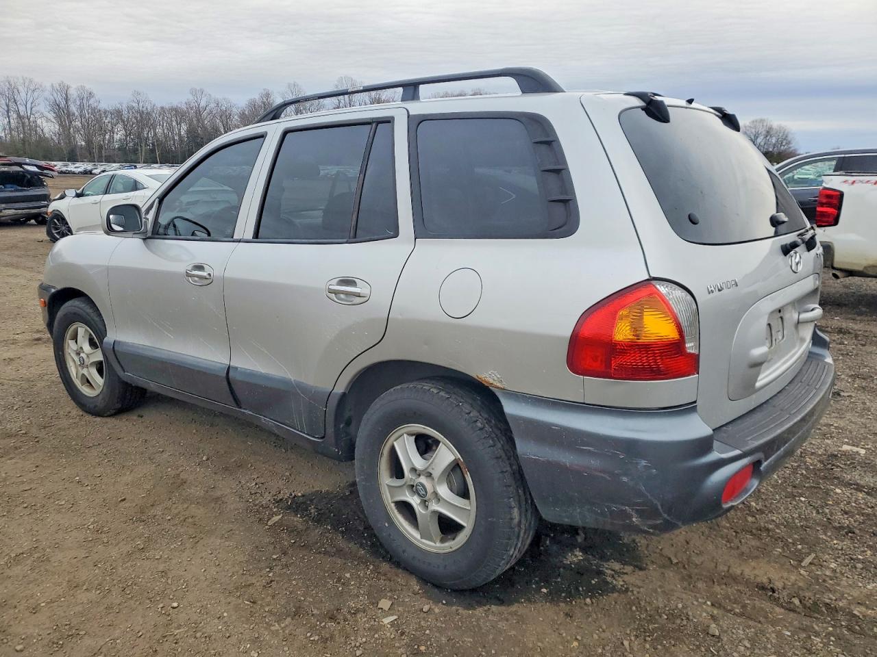 2004 HYUNDAI SANTA FE GLS photo 2