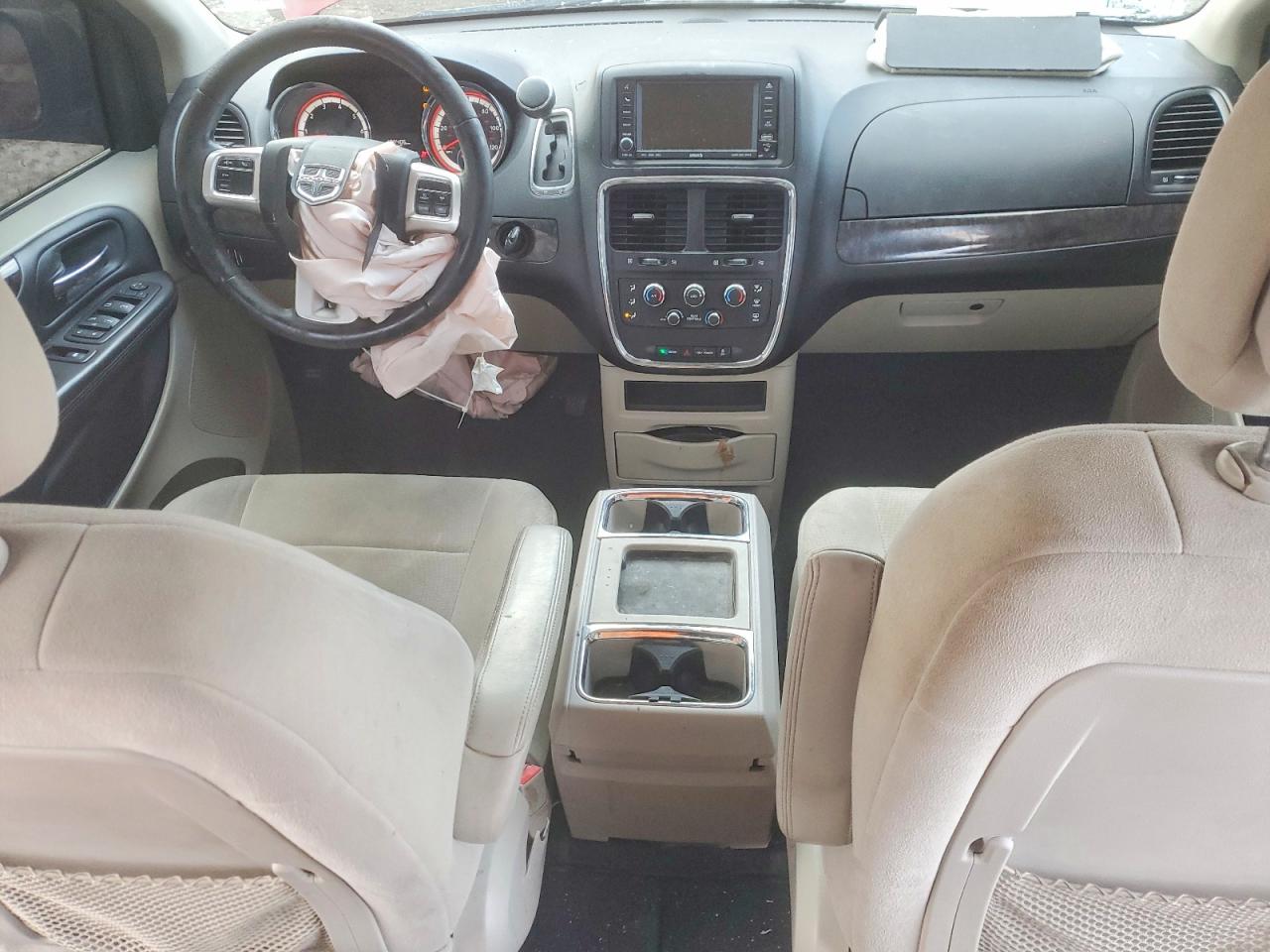 2011 DODGE GRAND CARAVAN MAINSTREET photo 8