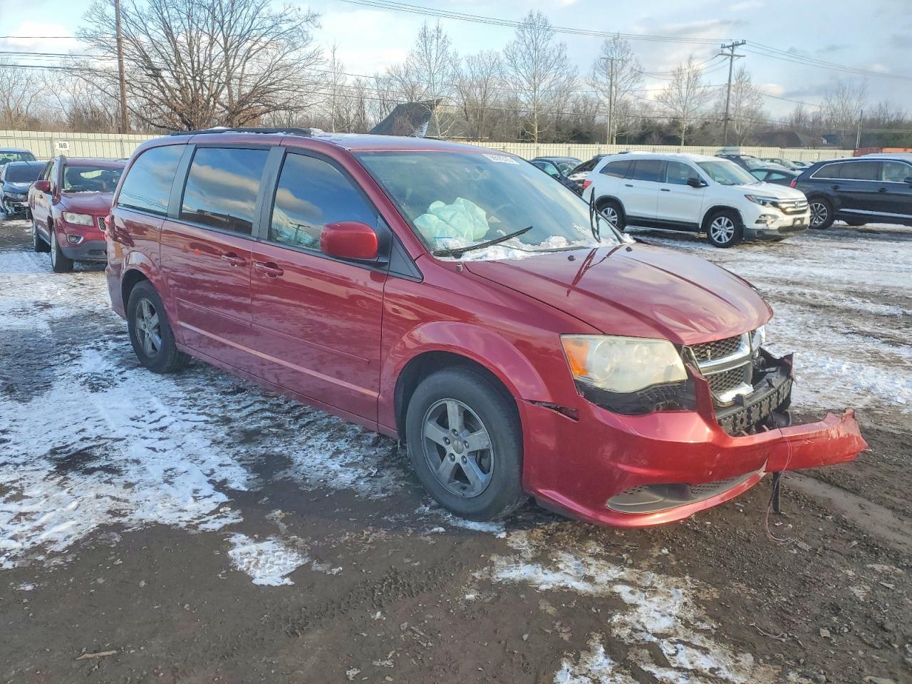 2011 DODGE GRAND CARAVAN MAINSTREET photo 4