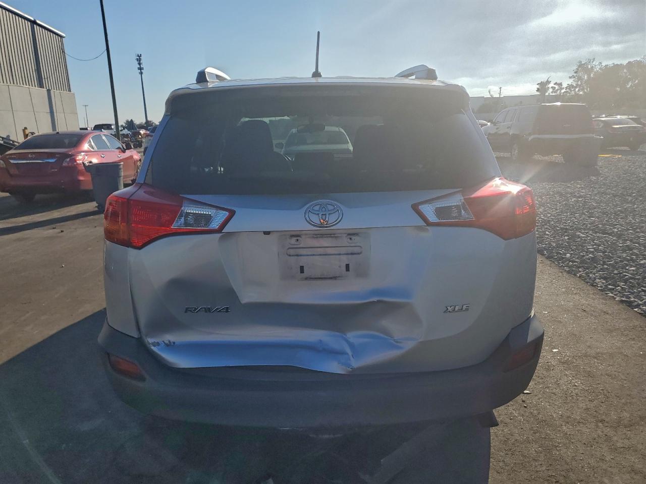 2013 TOYOTA RAV4 XLE photo 6