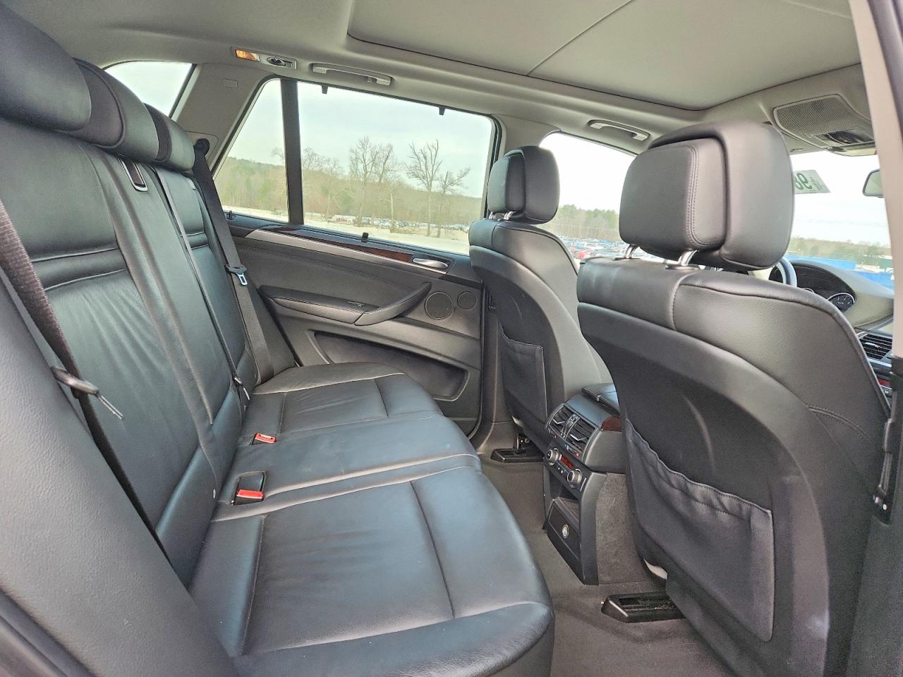 2011 BMW X5 XDRIVE35I photo 11