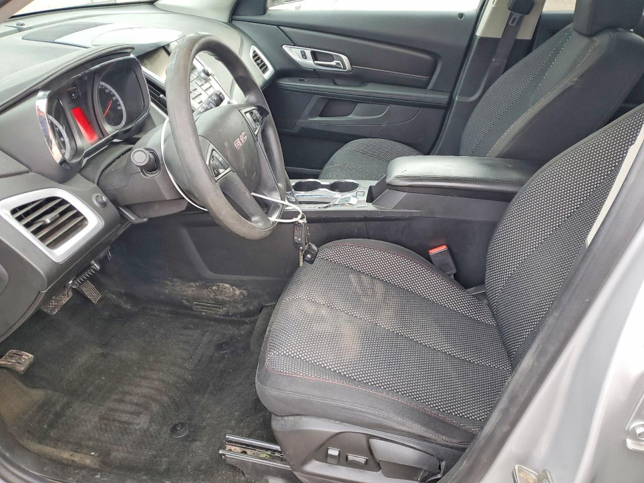 2017 GMC TERRAIN SLE photo 13