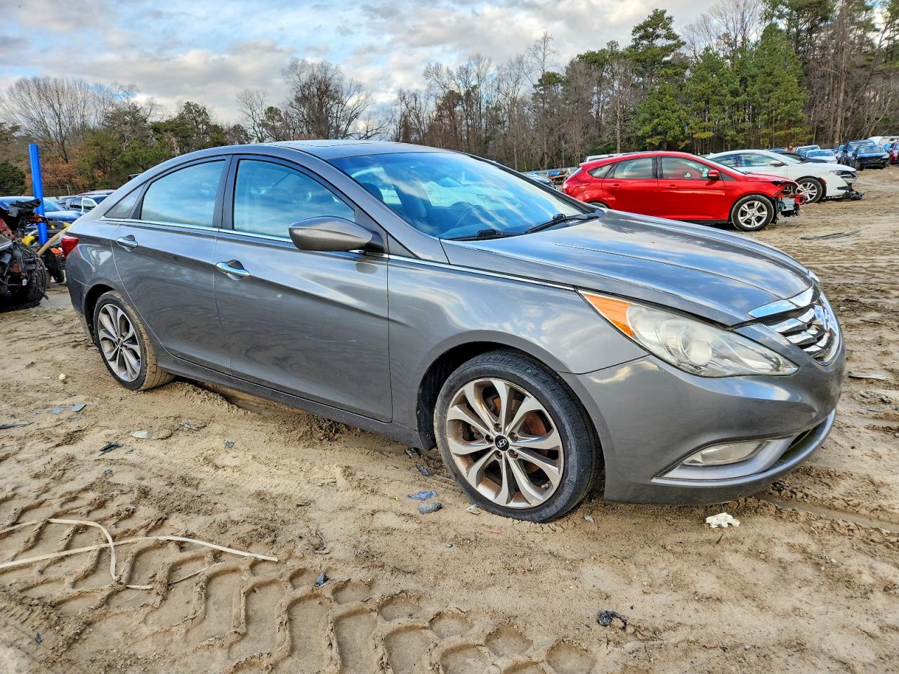 2013 HYUNDAI SONATA SE photo 4