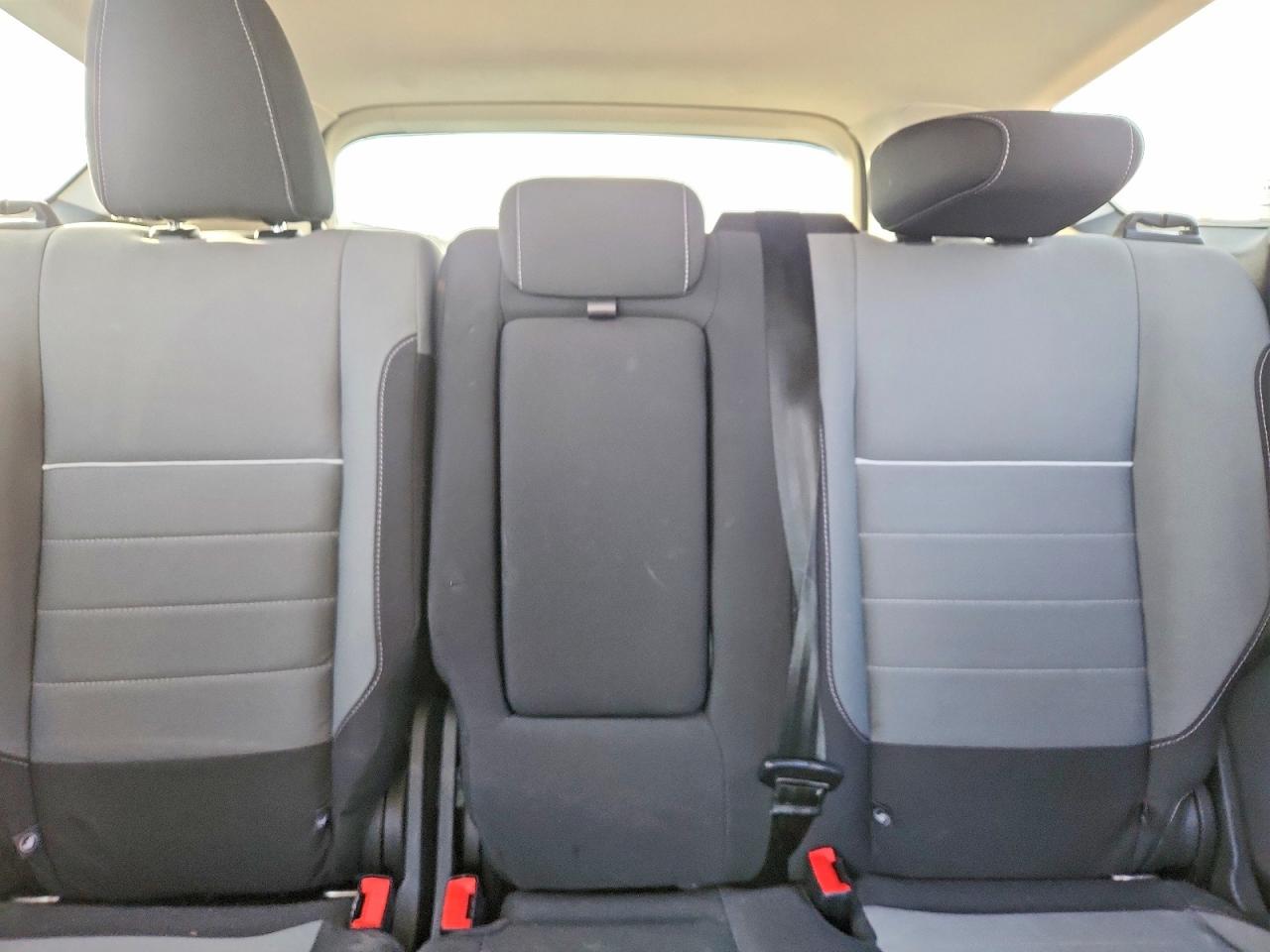 2015 FORD ESCAPE SE photo 19