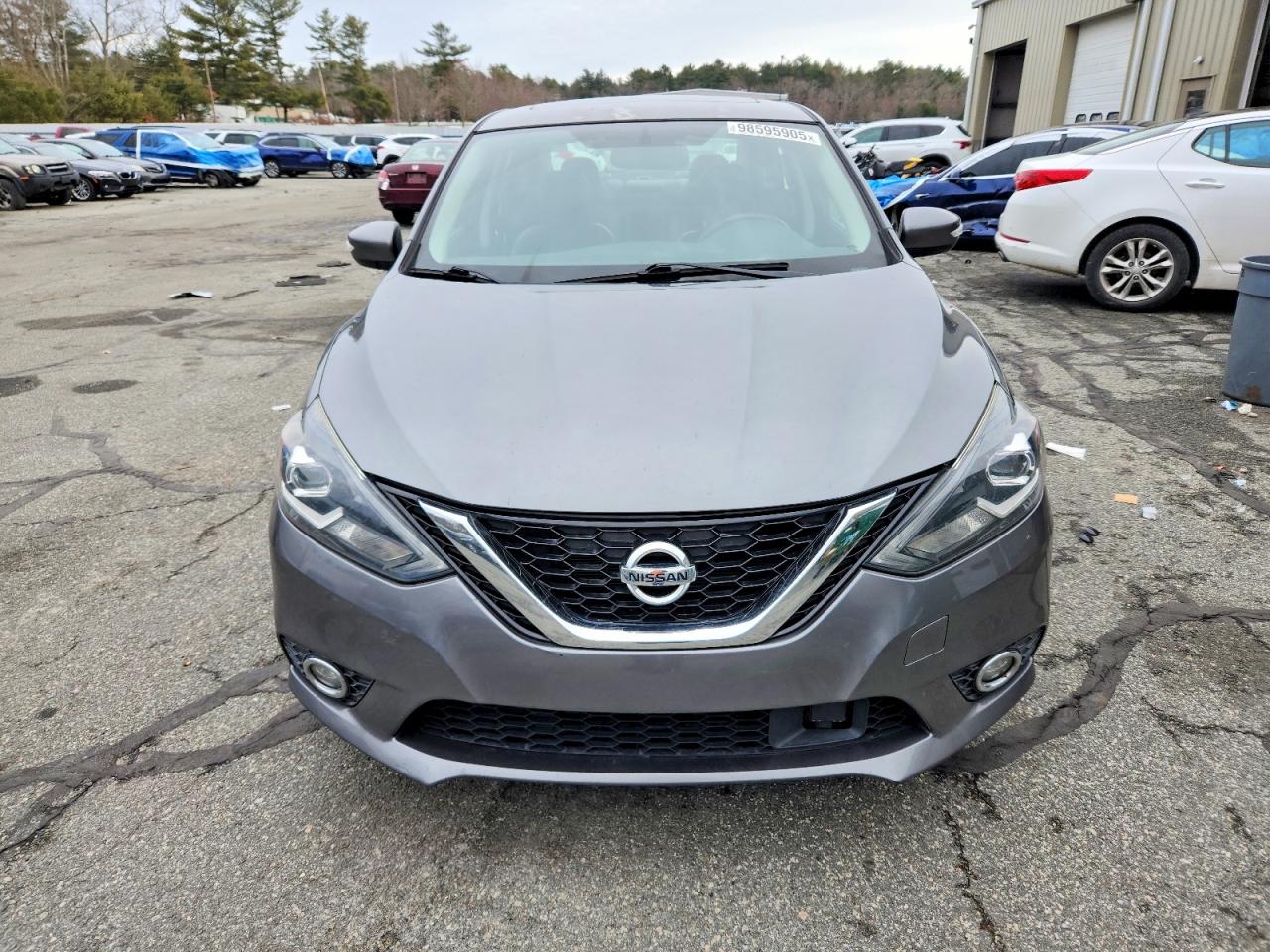 2016 NISSAN SENTRA S photo 5