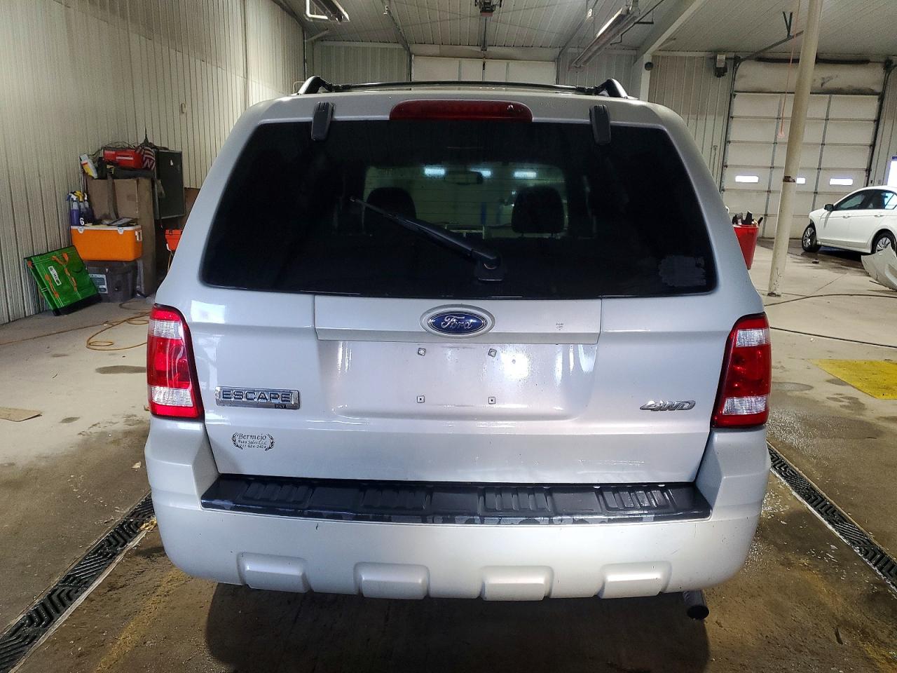 2008 FORD ESCAPE XLT photo 11