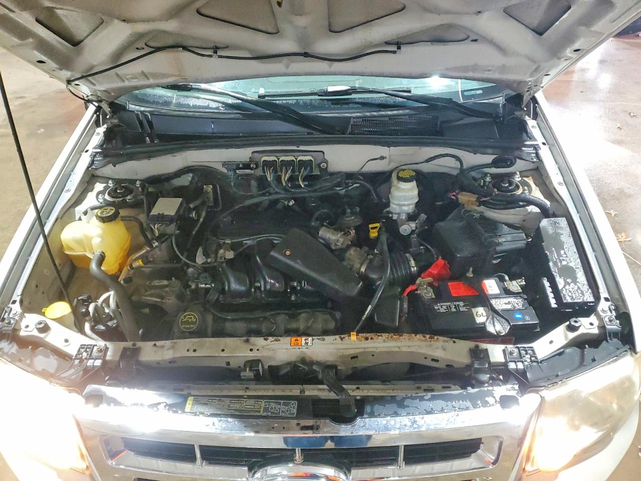 2008 FORD ESCAPE XLT photo 23