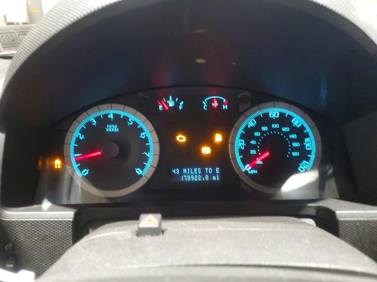 2008 FORD ESCAPE XLT photo 17