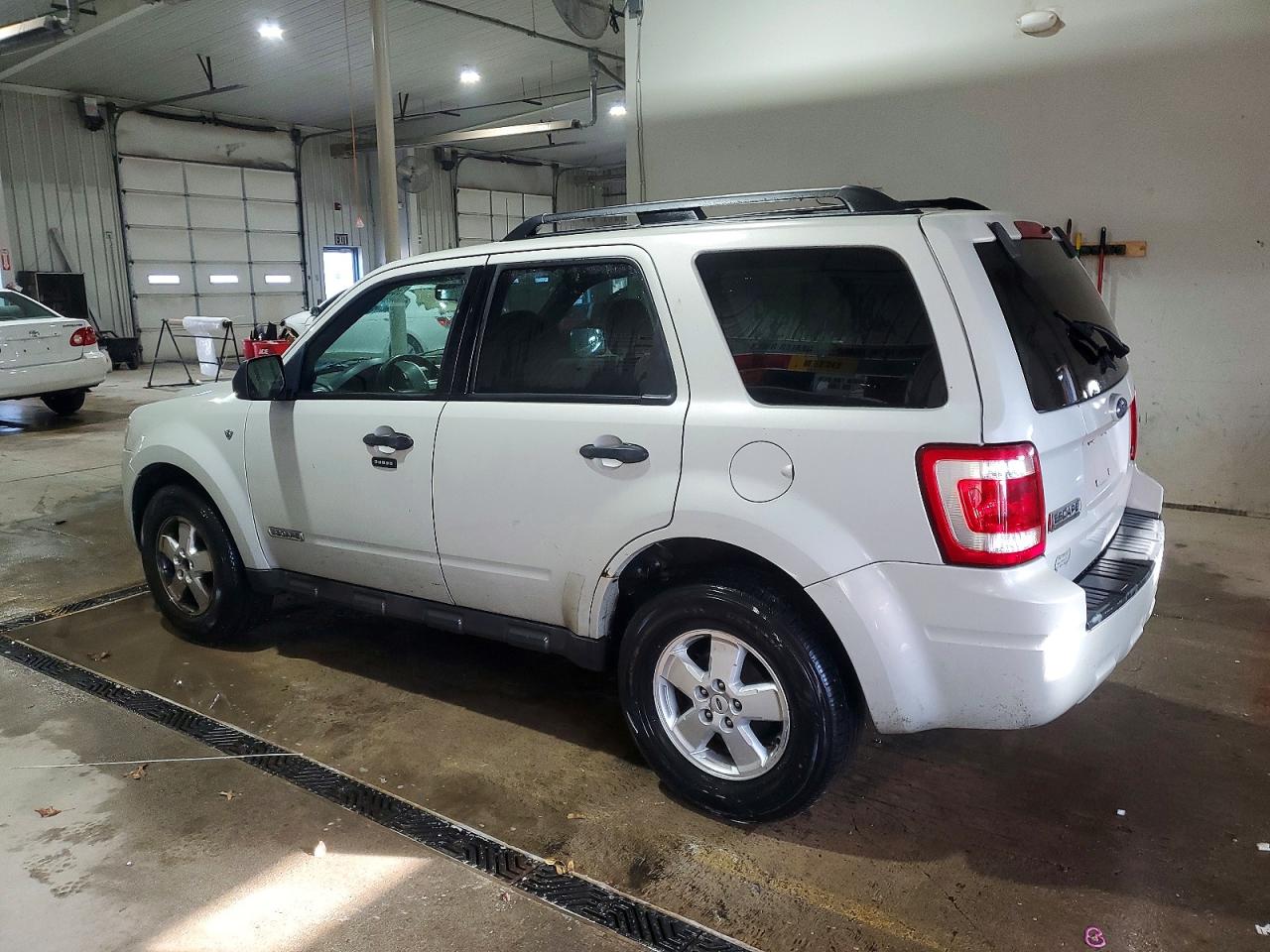2008 FORD ESCAPE XLT photo 3