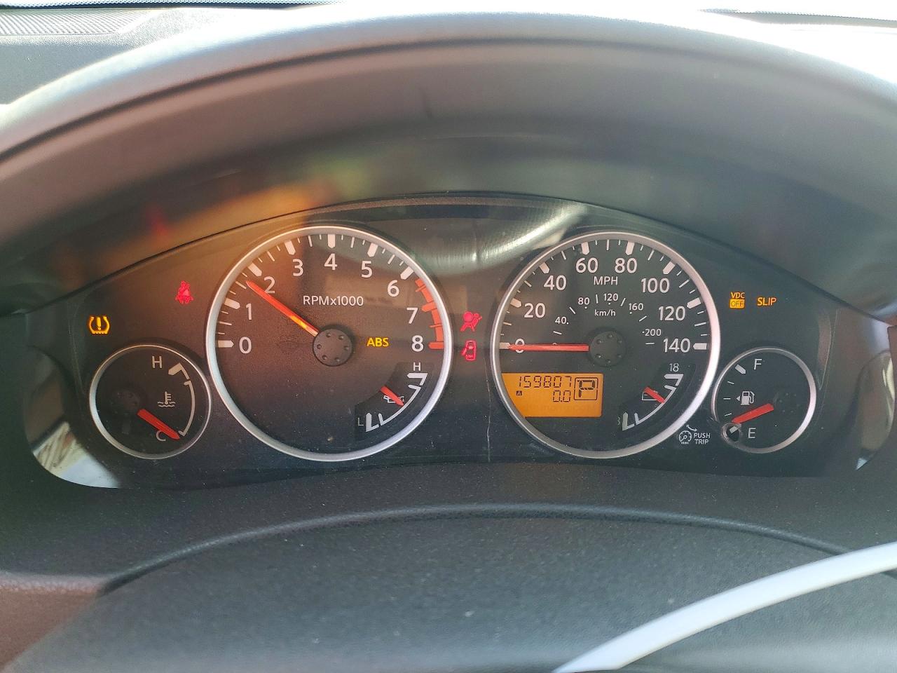 2011 NISSAN PATHFINDER S photo 9
