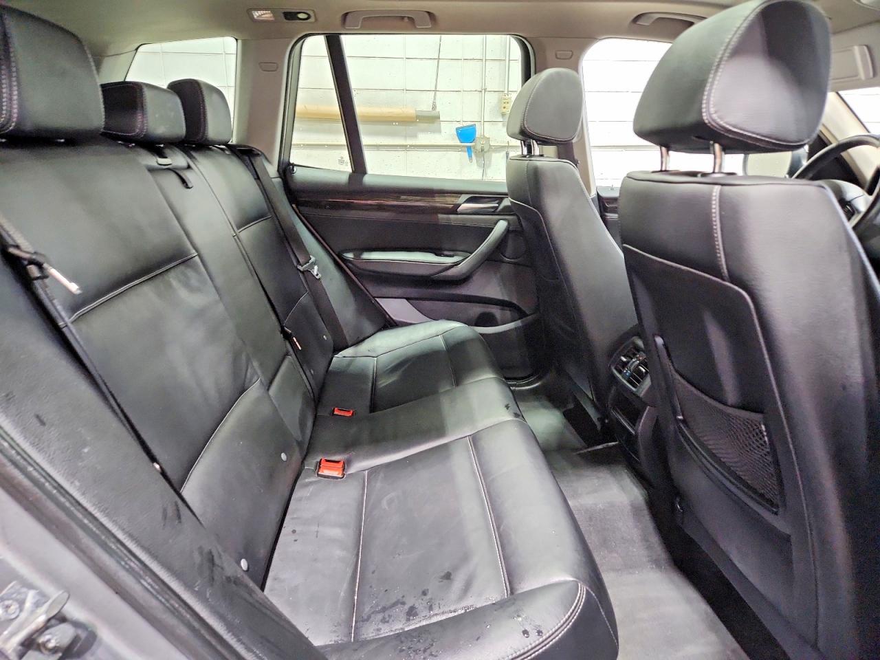 2013 BMW X3 XDRIVE28I photo 11