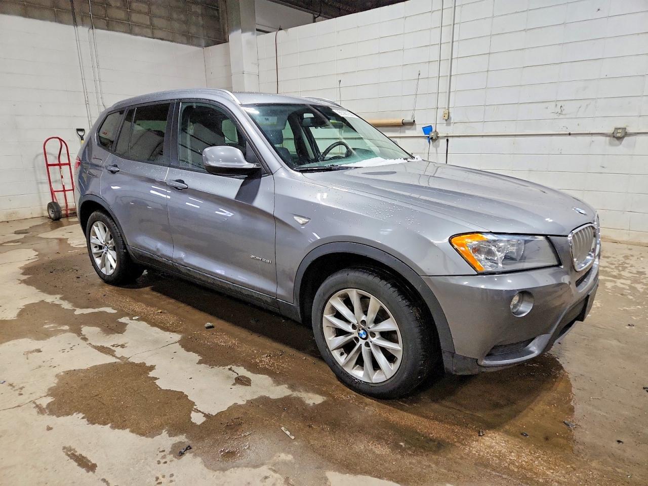 2013 BMW X3 XDRIVE28I photo 4