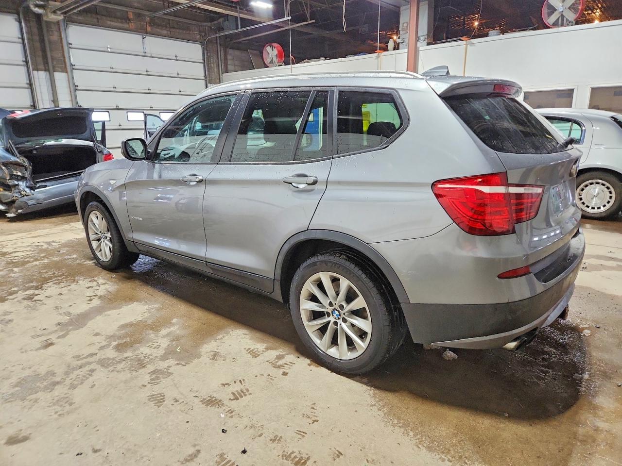 2013 BMW X3 XDRIVE28I photo 2
