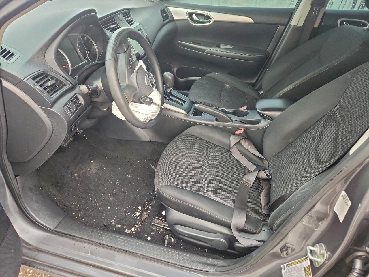 2019 NISSAN SENTRA S photo 7