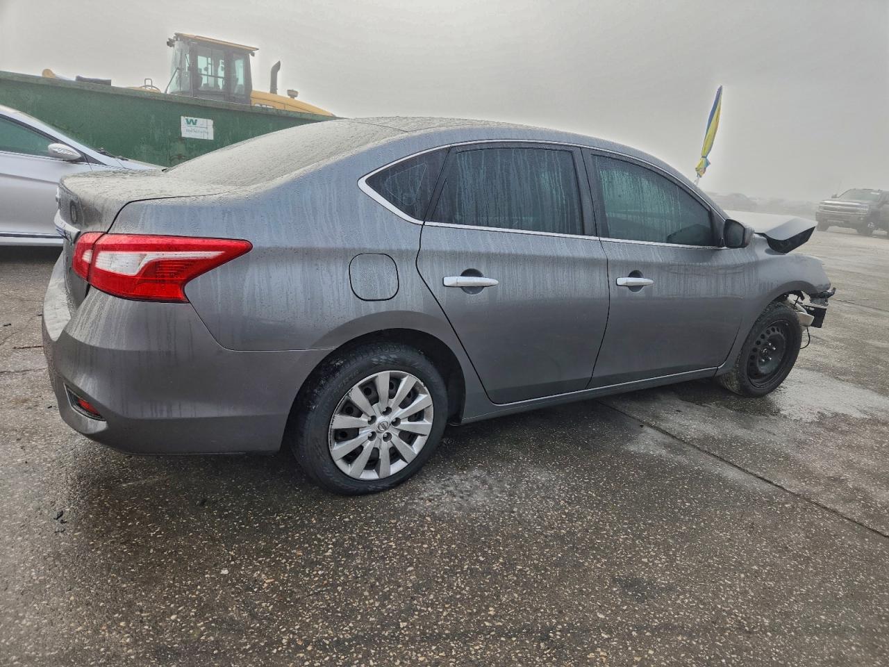 2019 NISSAN SENTRA S photo 3
