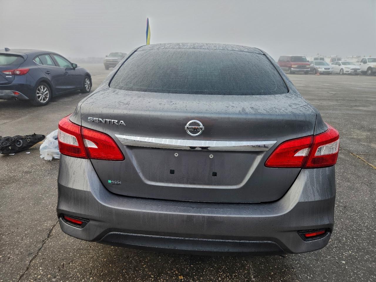 2019 NISSAN SENTRA S photo 6