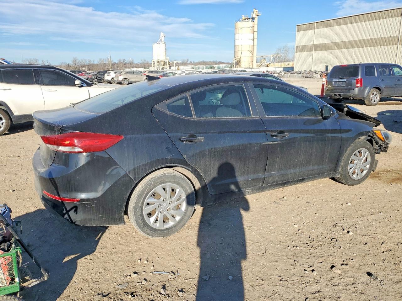 2017 HYUNDAI ELANTRA SE photo 3